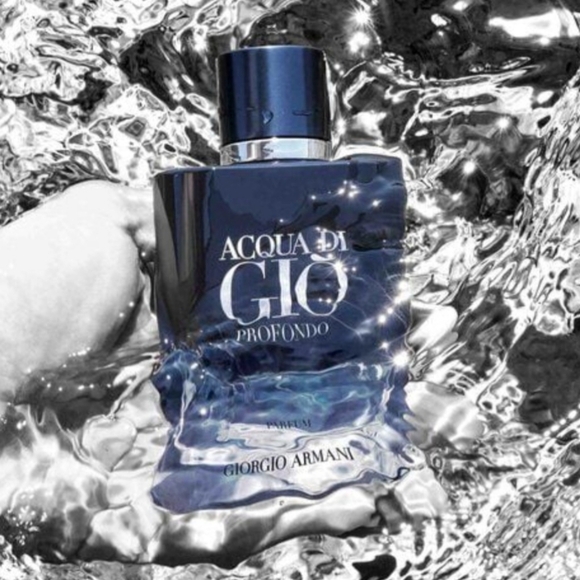 Giorgio Armani Acqua di Gio Profondo Parfum - Picture 3 of 5
